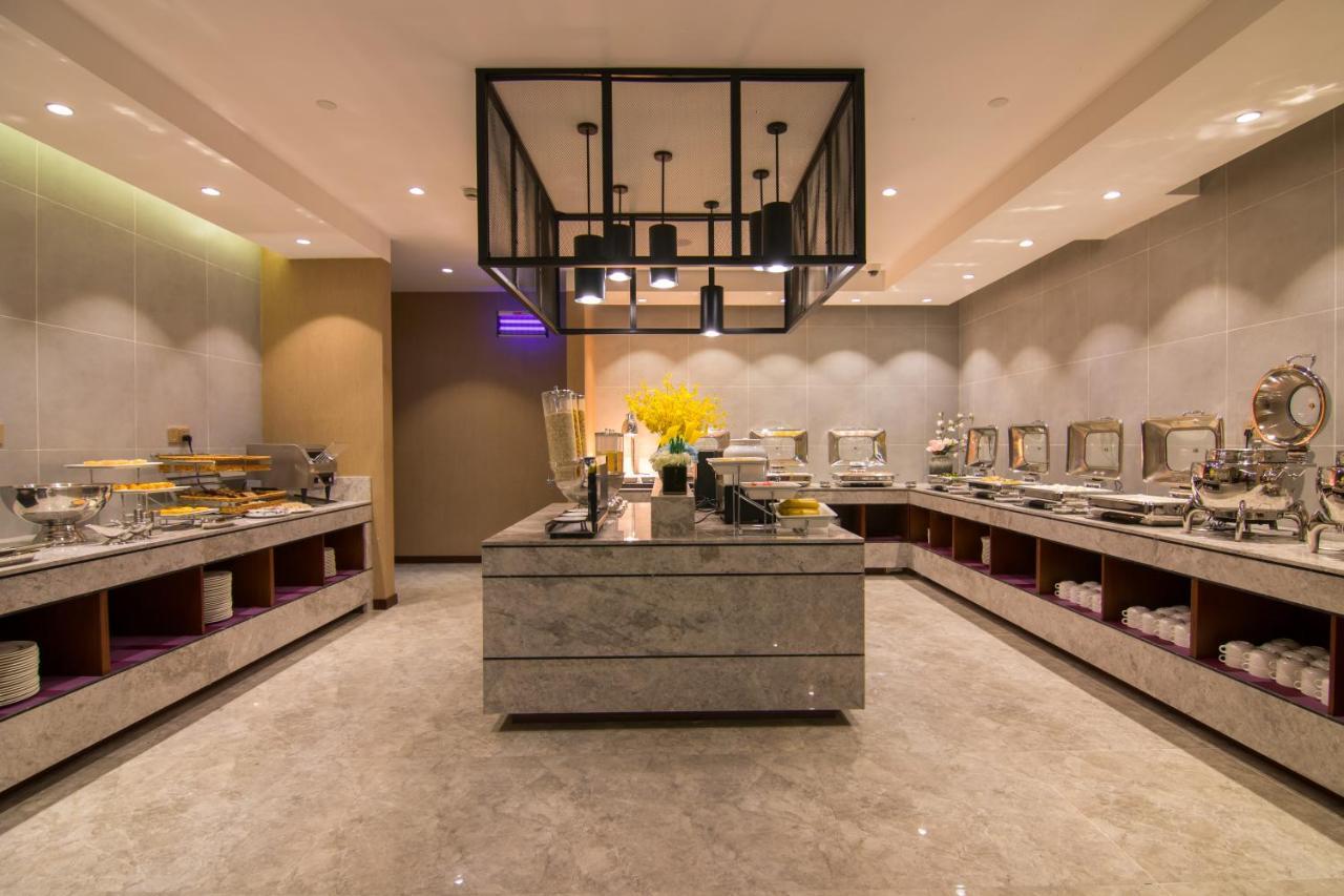 Yitel Hotel Шанхай Экстерьер фото